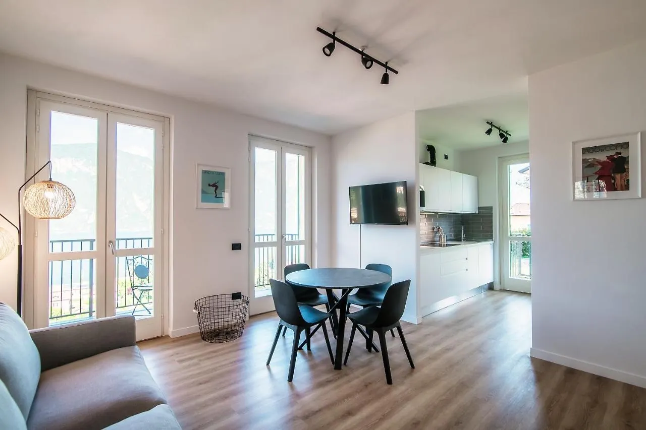 Olive Tree Lake View Apartment بيلاجيو إيطاليا