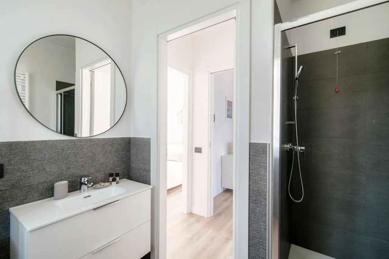 بيت للعطل Olive Tree Lake View Apartment بيلاجيو